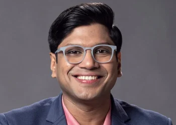 Lenskart Promoter Sumeet Kapahi Can’t Locate DU Degree, DRHP Disclosure Reveals