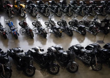 Harley-Davidson in Talks to Sell Stake in Financing Unit for $5 Billion Deal