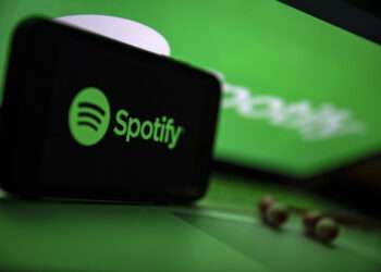 Spotify Under Fire for AI-Generated Songs Featuring Deceased Artists Without Consent