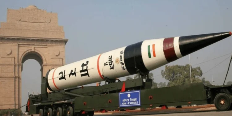 India Flexes Strategic Muscle: Prithvi-II & Agni-I Ballistic Missiles Successfully Test-Fired