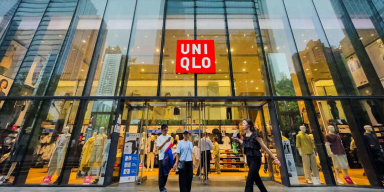 Uniqlo Owner Warns of Major Tariff Impact, Plans Price Hikes in US Market