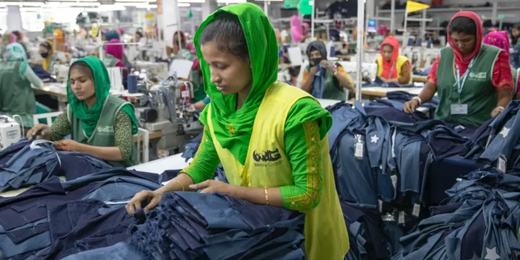 Trump’s 35% Tariff Threat Disrupts Walmart’s Bangladesh Garment Supply Chain