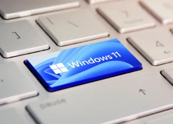 Microsoft Reverses Windows 11 System Tray Redesign After User Backlash