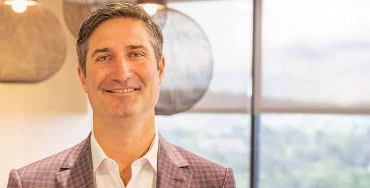 Starbucks CEO Relocates to Seattle as Company Emphasizes In-Person Work