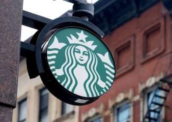 Starbucks Tightens Office Mandate, Requires Corporate Employees to Return Four Days a Week