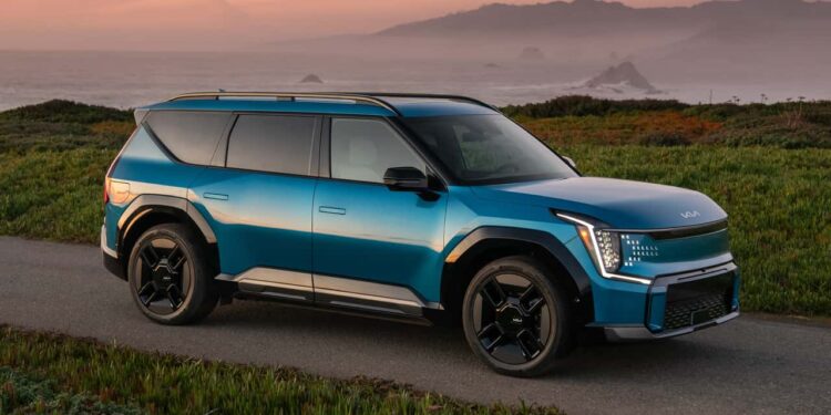 Kia’s EV Sales Stumble in the U.S., but Its Gasoline Lineup Races Ahead