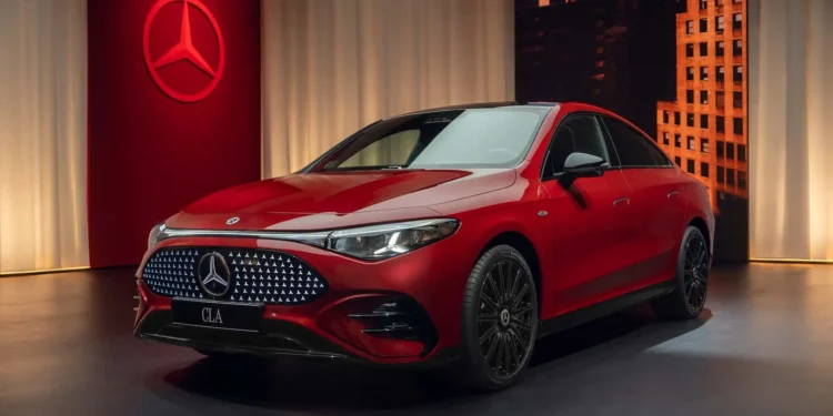 Mercedes CLA EV Electric sedan demand Three-shift production CLA Shooting Brake Mild-hybrid CLA