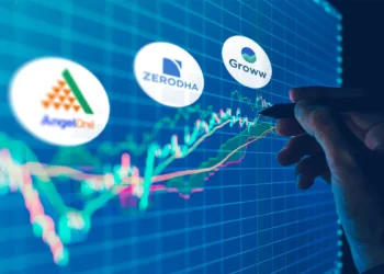Groww, Zerodha Lose 2 Million Users in 2025: What’s Going On?