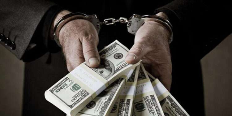 ED Arrests Ex-Axis Mutual Fund Manager in Rs 200 Crore Front-Running Scam