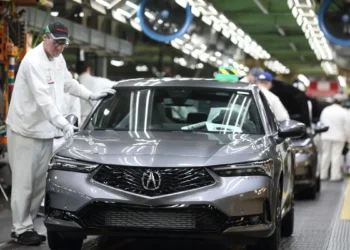 Acura Reconsiders Hybrids as U.S. EV Adoption Slows