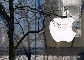 Apple Discussed Acquiring AI Startups Mistral and Perplexity, According to The Information