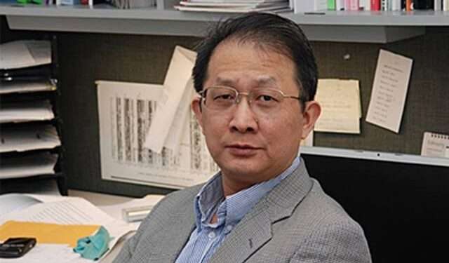 Renowned Cancer Scientist Feng Gensheng Returns to China After Four Decades in North America