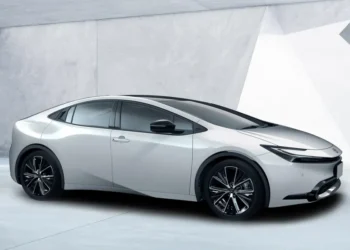 Toyota Corolla Gets Prius-Inspired Makeover in China