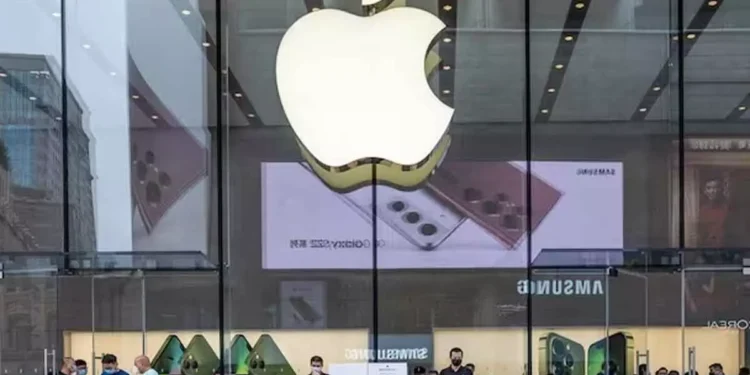 Apple Lead AI Researcher for Robotics Heads to Meta Amid Latest Exits