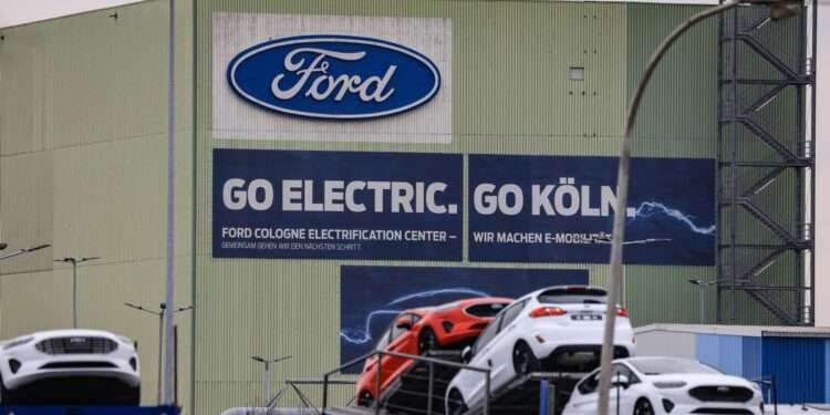Ford’s VW-Based EVs Struggle in Europe, Cologne Plant Faces 1,000 Job Cuts