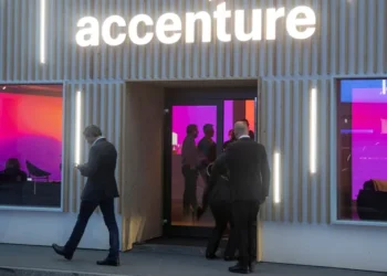 11,000+ Job Cuts at Accenture as Company Pushes AI Retraining and Efficiency