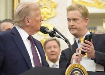 Trump Claims White House Bag-Throwing Video Is AI-Generated Fake