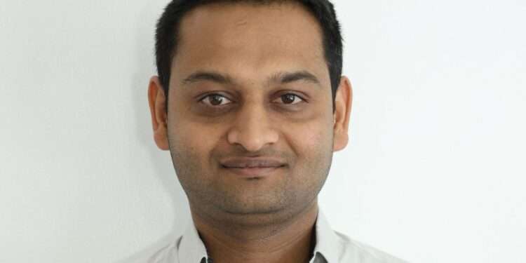 Fostering Innovation in Marketing and Banking: A Conversation with Ashish Babubhai Sakariya