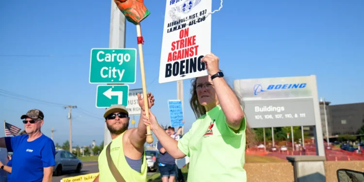 Boeing Reaches Tentative Deal to End Worker Strike