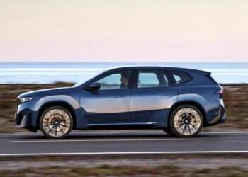 BMW’s Neue Klasse Era Begins: iX3 Orders Surpass Expectations as Global Demand Soars