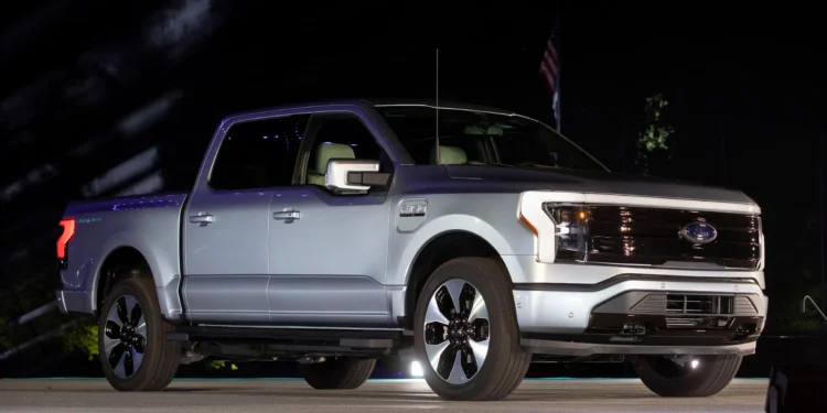 Ford Bets Big on Gas and Hybrid Trucks After Novelis Fire Halts F-150 Lightning Production