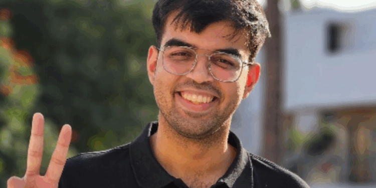 From Layoff to Liftoff: Indian-Origin CEO Seeks Meta’s AI Experts with Jaw-Dropping Salaries