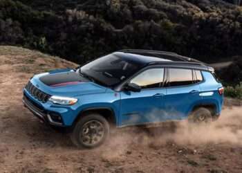 Stellantis Moves Jeep Compass Production to Illinois, Raising Alarm for Canadian Auto Jobs