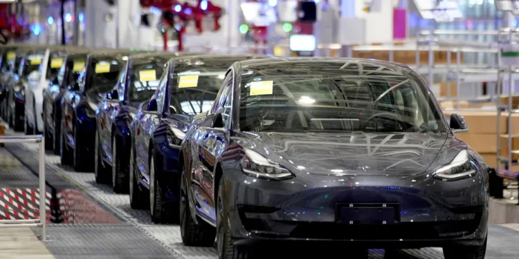 Tesla Pushes Suppliers to Phase Out China-Made Parts for U.S. Production
