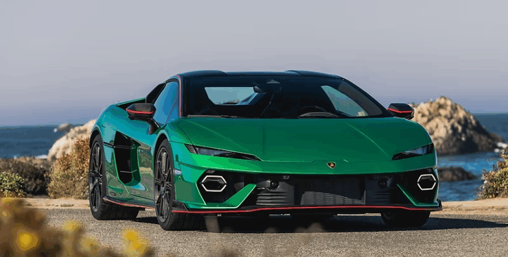 Lamborghini’s New 10,000-RPM V8 Is Built to Last Well Into the Next Decade