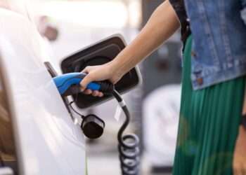 PHEVs Under Fire as New Study Reveals Major Emissions Gap