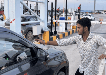 Electric Vehicles Get Toll-Free Travel in Maharashtra as Assembly Orders Immediate Refunds
