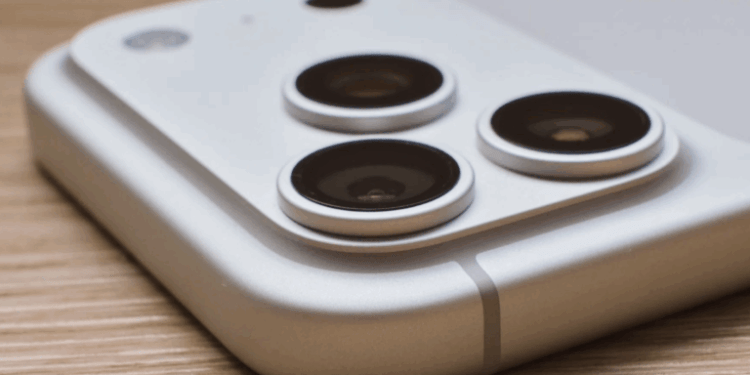 iPhone 18