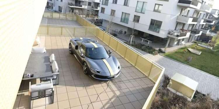 Ferrari On Balcony Plan Falls Apart In Vienna