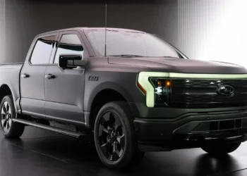 Ford Pulls the Plug on the All-Electric F-150 Lightning