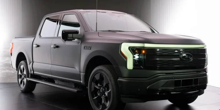 Ford Pulls the Plug on the All-Electric F-150 Lightning