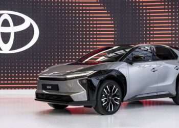 Toyota Leans Into Hybrid Strategy With $14 Billion U.S. Battery Plant as EV Sales Cool