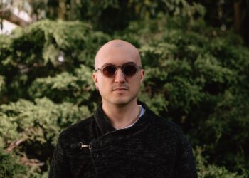 Is the Golden Age of SaaS Ending? How Vibe Coding Is Shifting Power Back In‑House