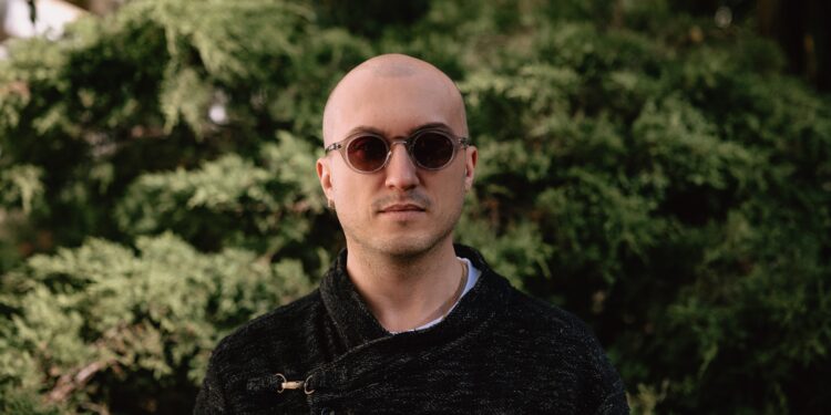 Is the Golden Age of SaaS Ending? How Vibe Coding Is Shifting Power Back In‑House