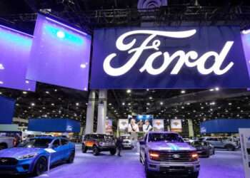 Ford and BYD Explore Battery Partnership for Hybrids
