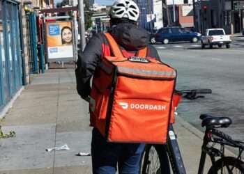 DoorDash Acts After Alleged AI-Generated Image Used to Fake Delivery in Austin