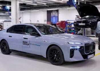 Samsung Steps Deeper Into BMW’s Electric Future