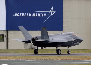 Lockheed Martin Advances Amid Debate on Military Budget Plans