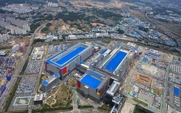 Samsung to Offer $120 Million in Treasury Shares as Bonuses to Executives