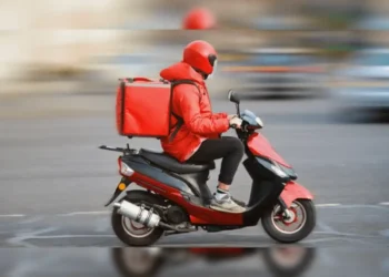 Delivery Partner Killed in Hyderabad Sparks Fresh Debate on Hyper-Fast Delivery Models