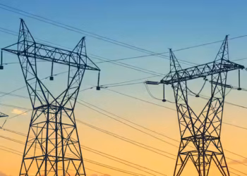 DISCOMs Turn Profitable After a Decade, Post ₹2,700 Crore Profit in FY25