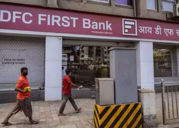 IDFC First Bank Shares Crash 20%, Govt Loses ₹1,100 Crore and LIC ₹340 Crore After Fraud Disclosure