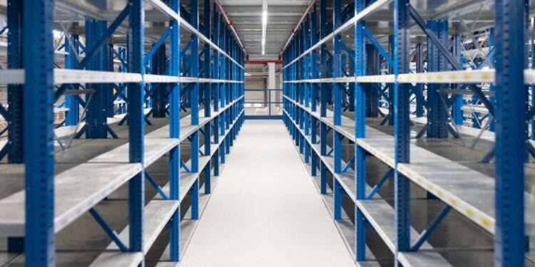 AI Boom Clears Shelves: Hard Drives Sold Out Through 2026