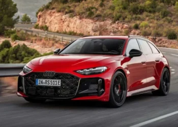 Audi RS5 Avant Teased Ahead of Official Debut
