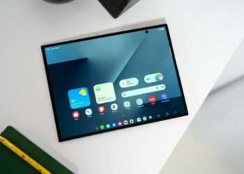 Galaxy Z Trifold