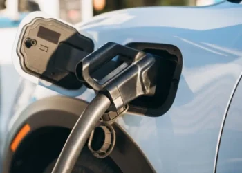 gas price impact GM